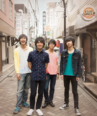 ザ ラヂオカセッツ 抱きしめたい ひとりぼっち秀吉band Home ｗレコ発ツアー 14年11月14日 金 会場 Live House Enn 2nd 仙台市青葉区中央2 7 11仙台ストックマンビル B1f Red 開場 18 30 開演 19 00 前売 00 Drink代 500別